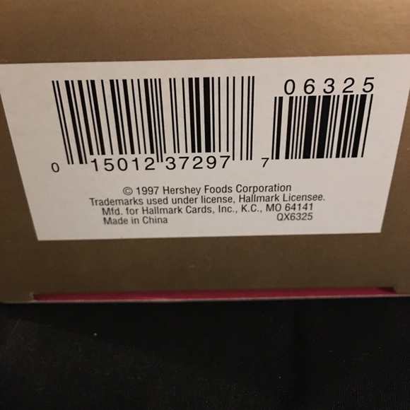 Hershey "Sweet Discovery" Collectible - Picture 5 of 5